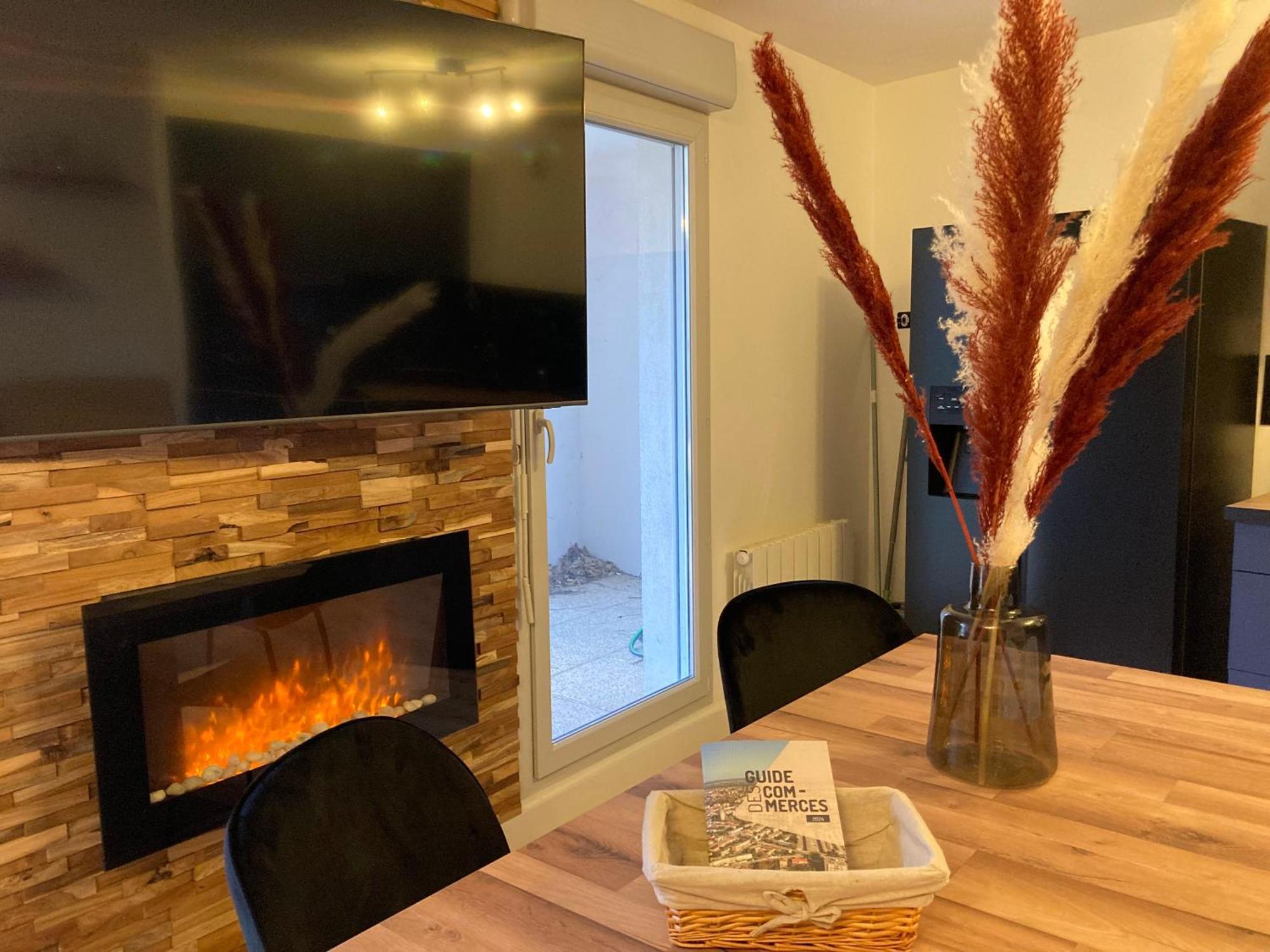 Comfort And Tranquility Near Lyon And Groupama Stadium, 4 Personnes Meyzieu Exterior foto